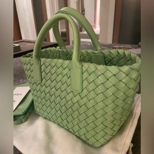 Brand New Bottega Veneta Mini Cabat in Pistachio